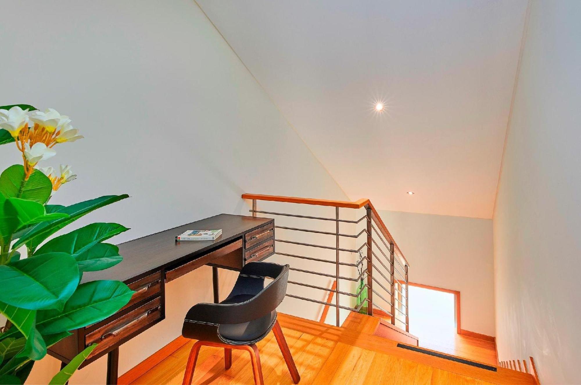 Вилла Stylish Townhouse In Tavira Centre, Shared Pool Экстерьер фото
